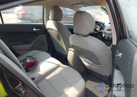 2015 Kia Forte Lx из США, поврежденный, VIN KNAFX4A68F5429587